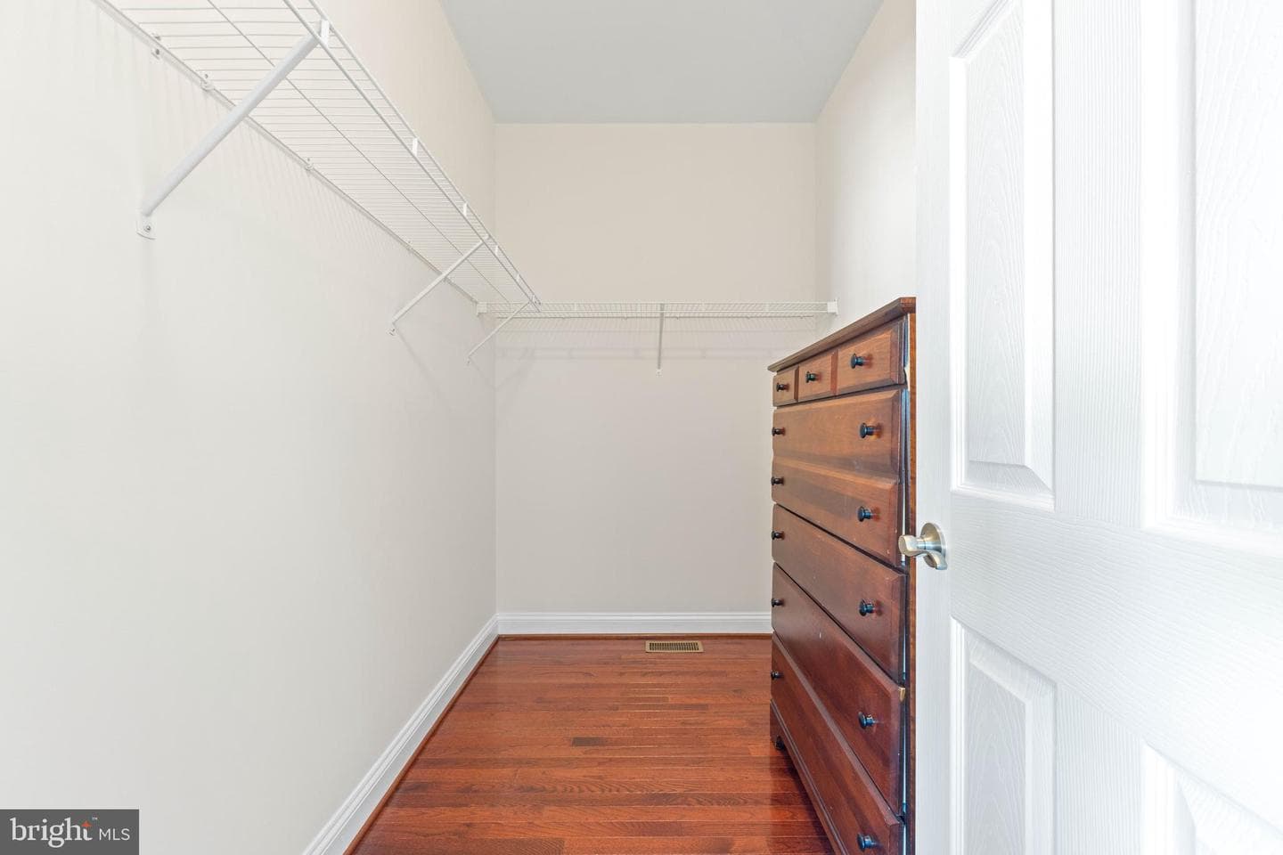211 Keenan Way photo 38