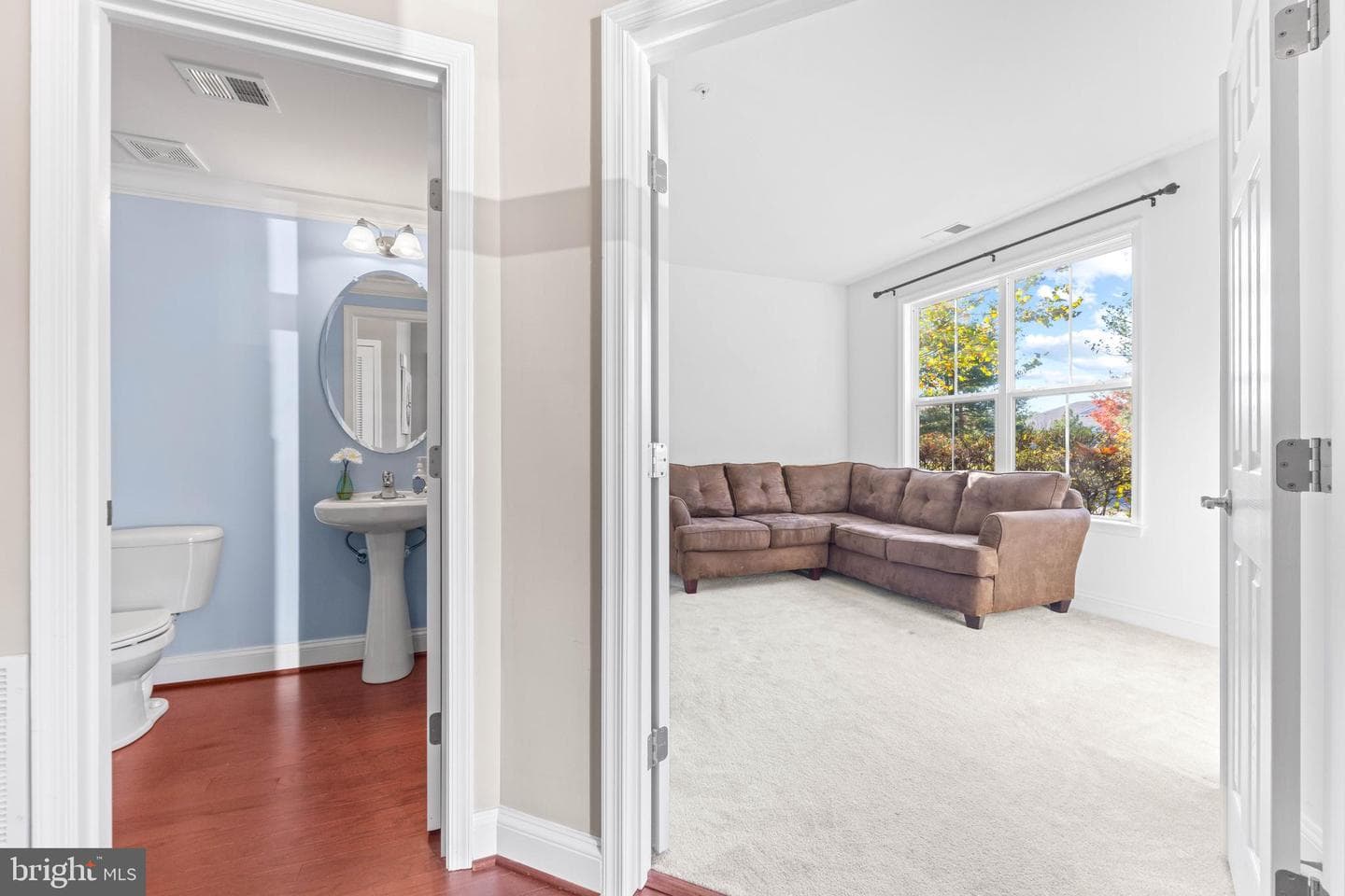 211 Keenan Way photo 9