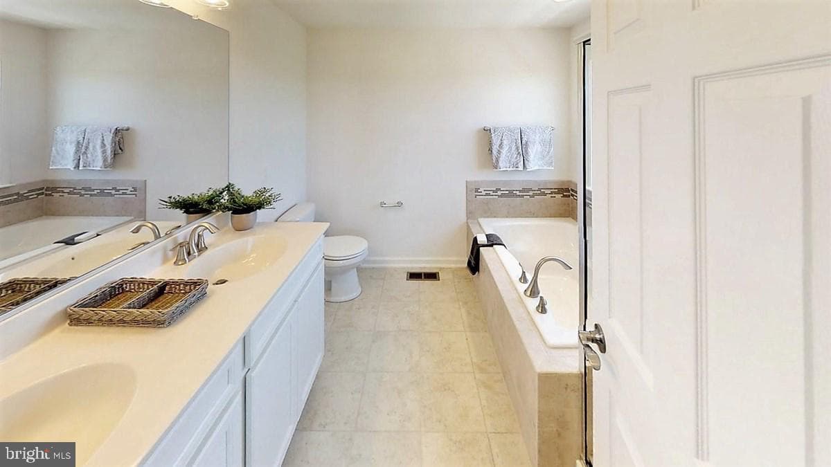 233 Jessica Lyn Avenue photo 13