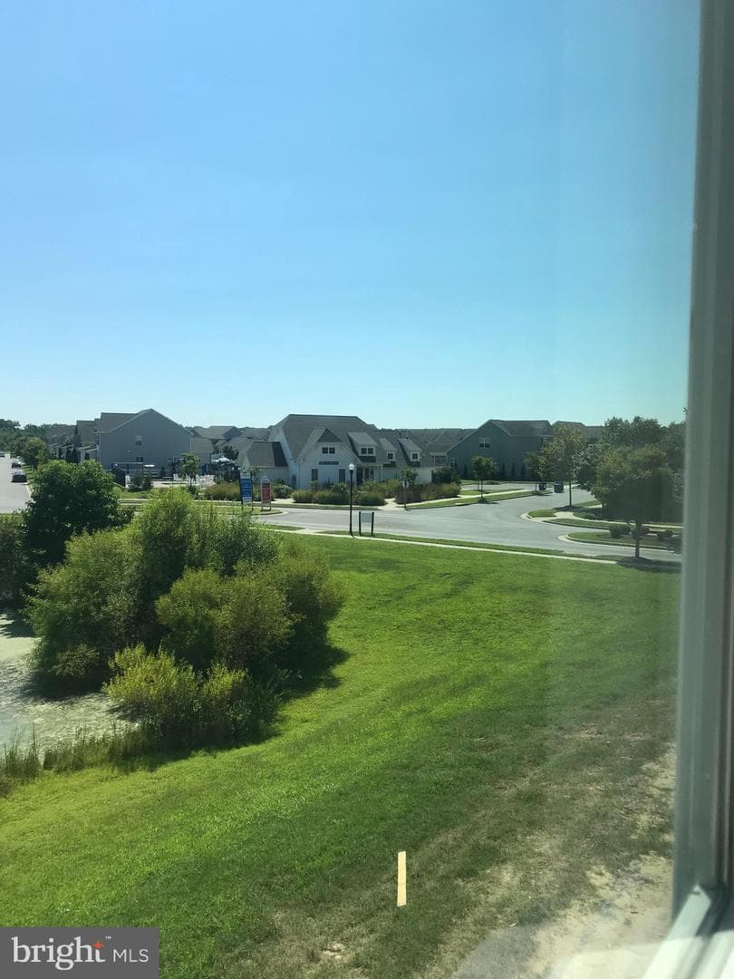 233 Jessica Lyn Avenue photo 27