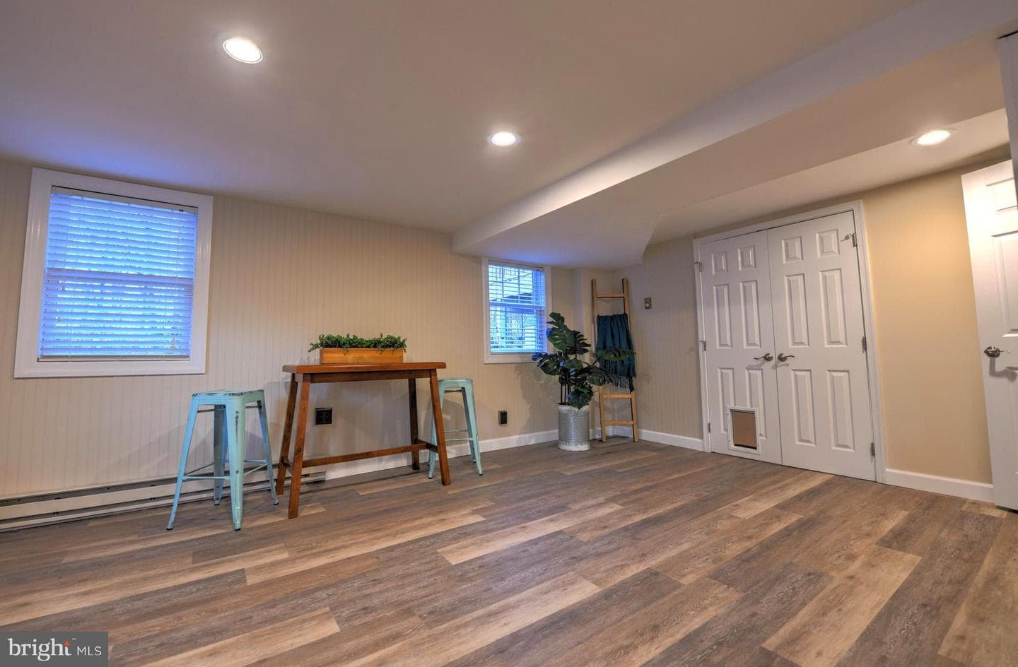 121 Stanford Road photo 28
