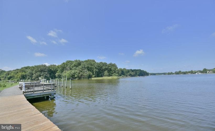 121 Stanford Road photo 39