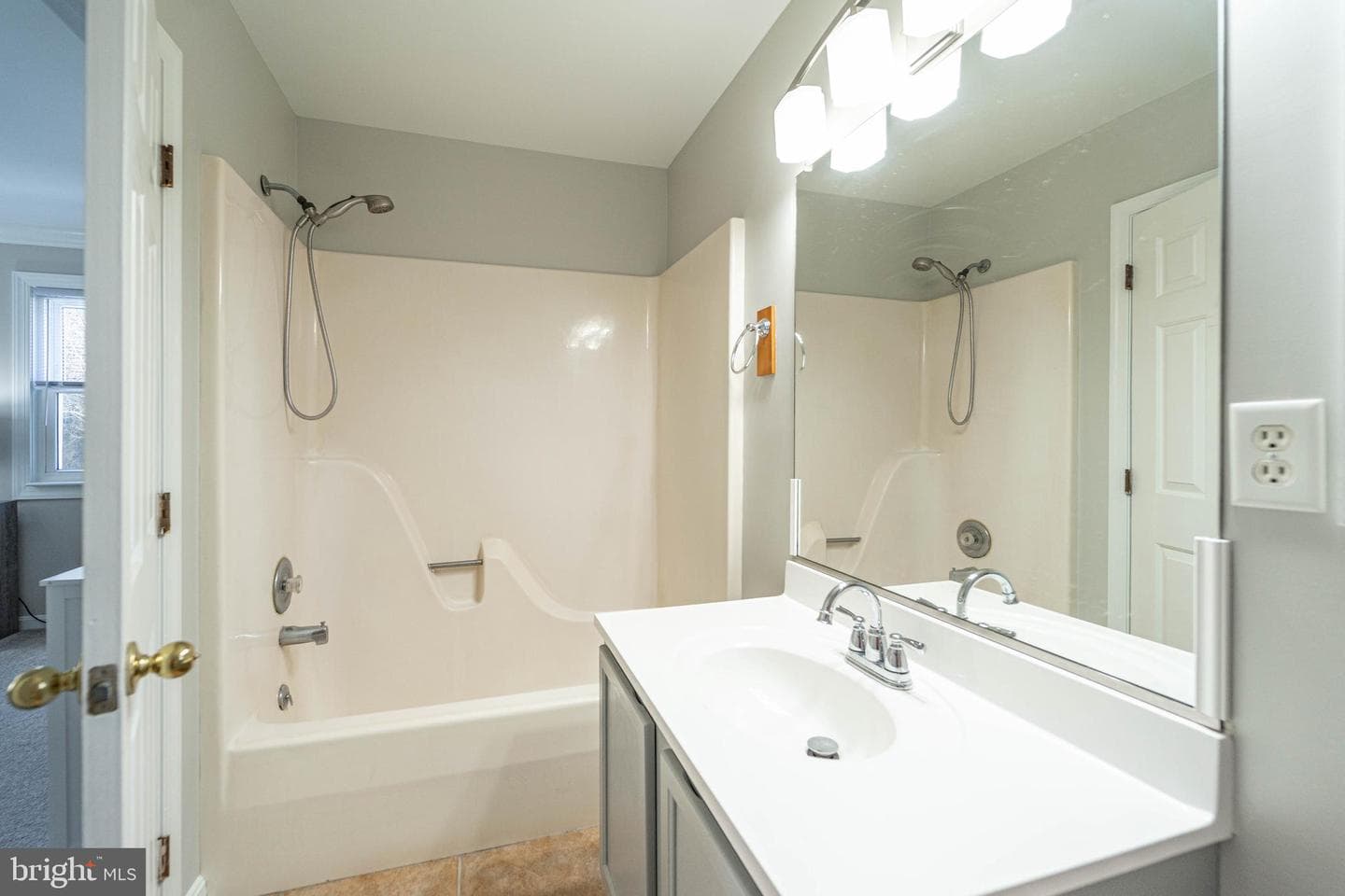 118 Virginia Road photo 25