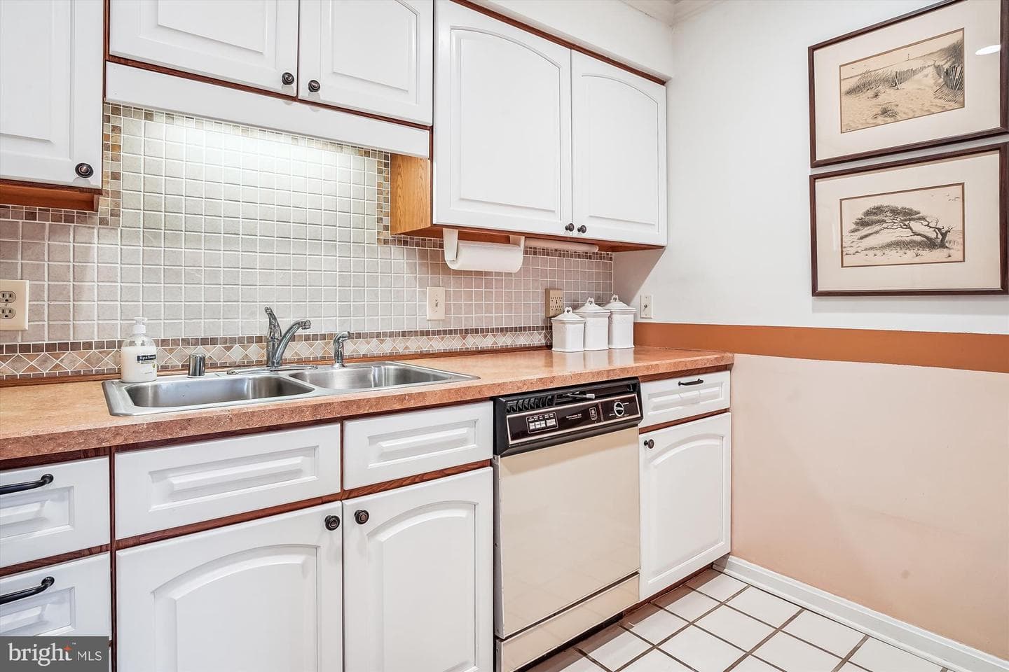 503 Marion Quimby Drive photo 16