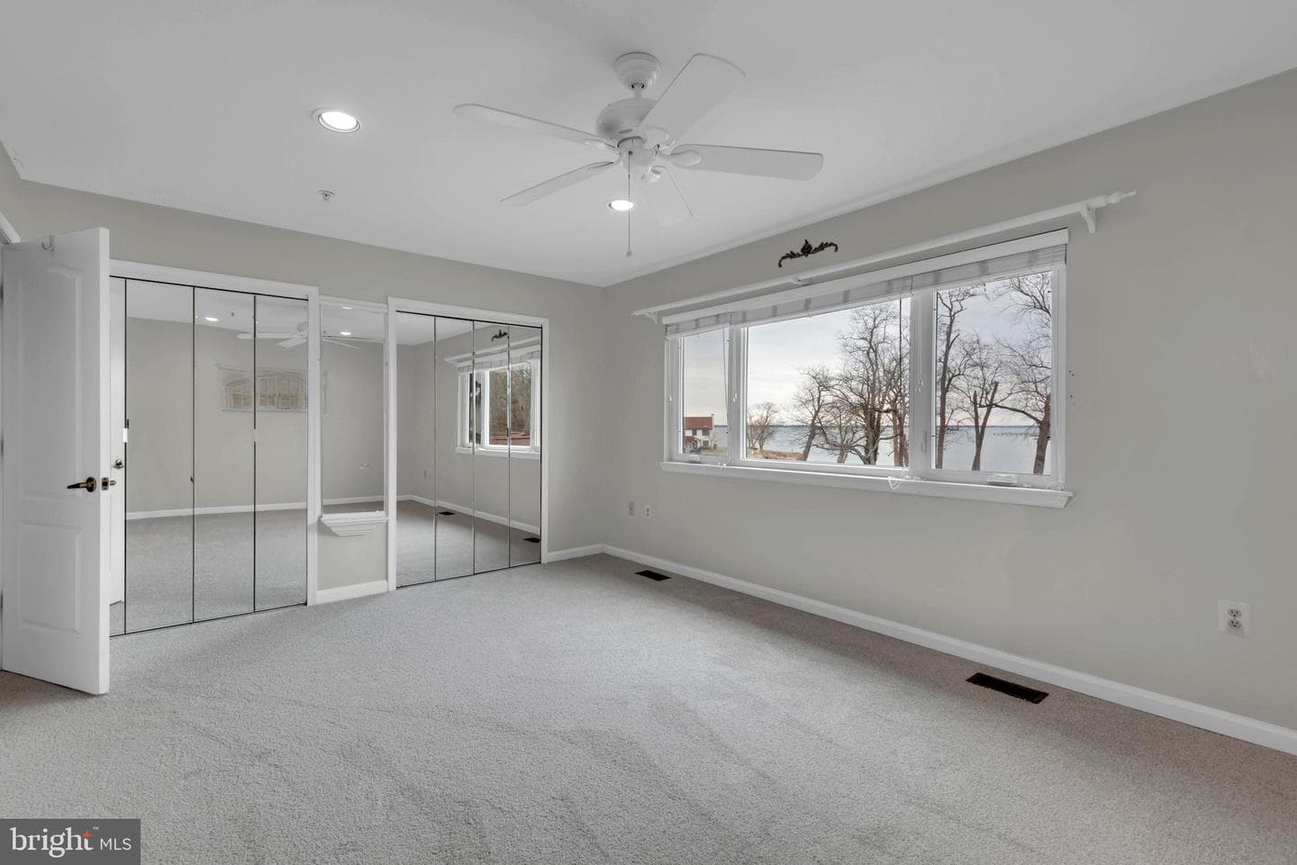 51 Queen Caroline Court photo 28