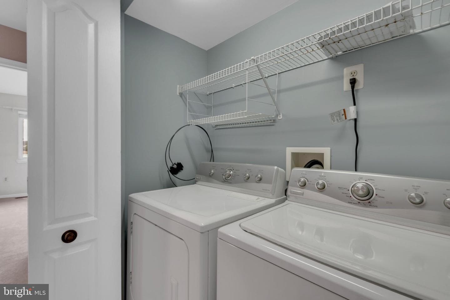 51 Queen Caroline Court photo 38