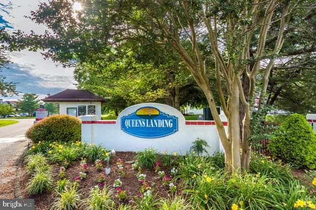 51 Queen Caroline Court photo 48