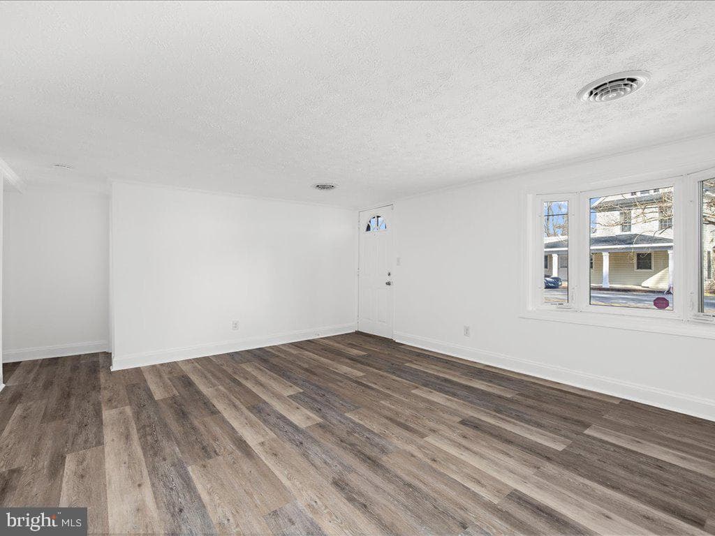 308 Dominion Rd photo 7