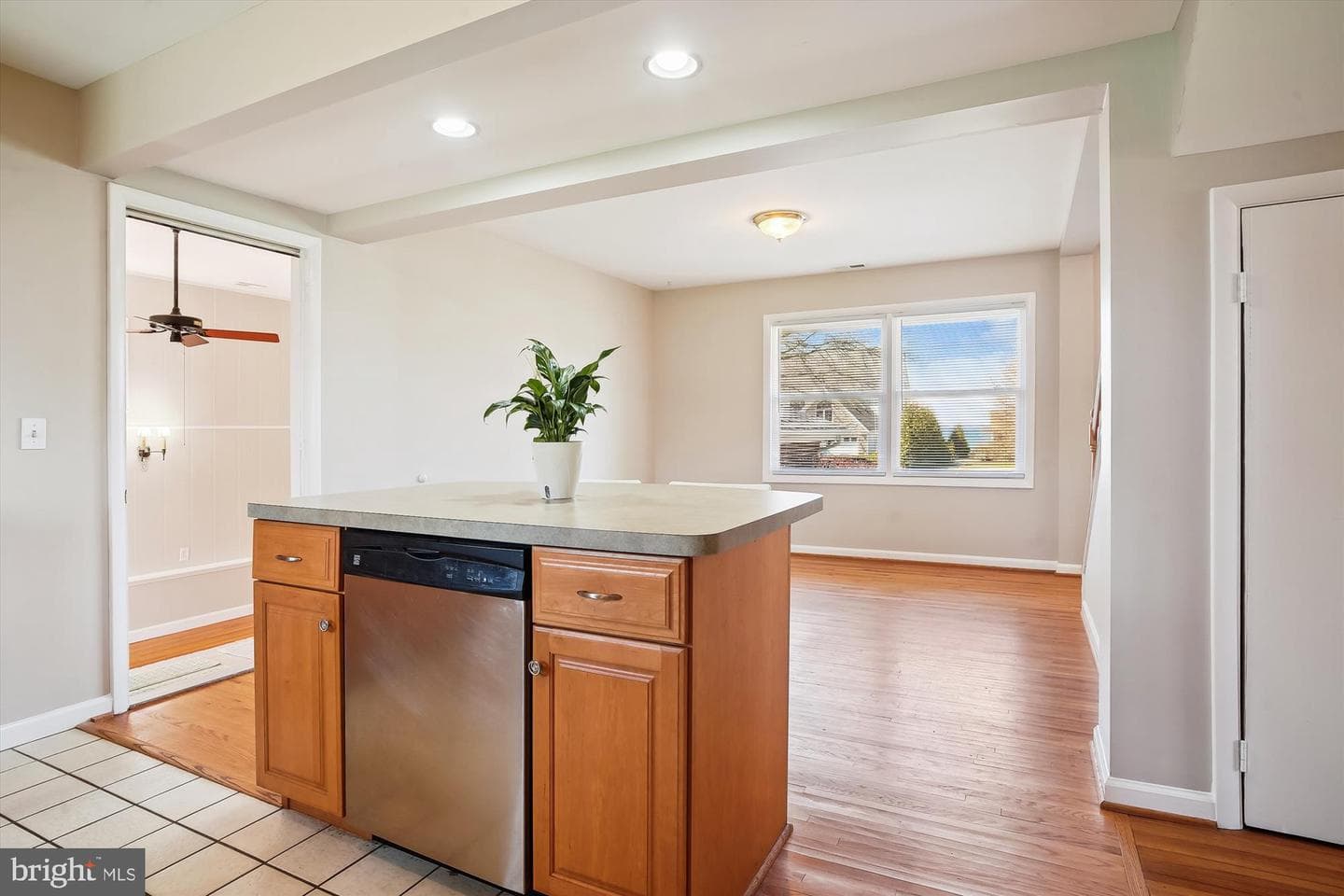 125 Bay Drive photo 18