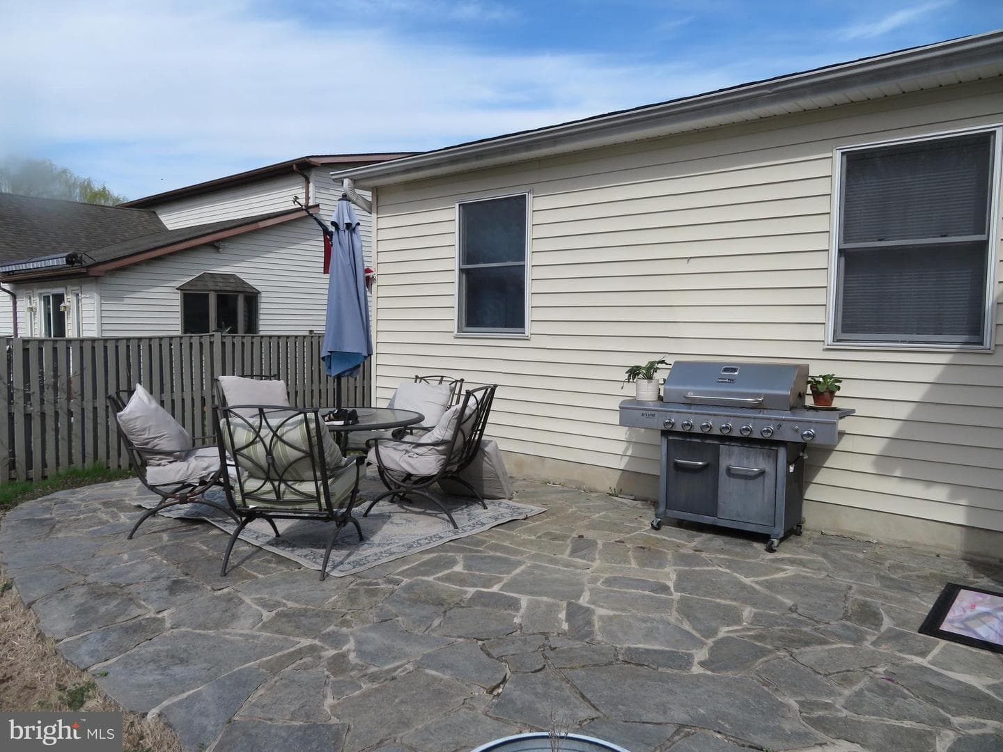 207 Beech Lane photo 32