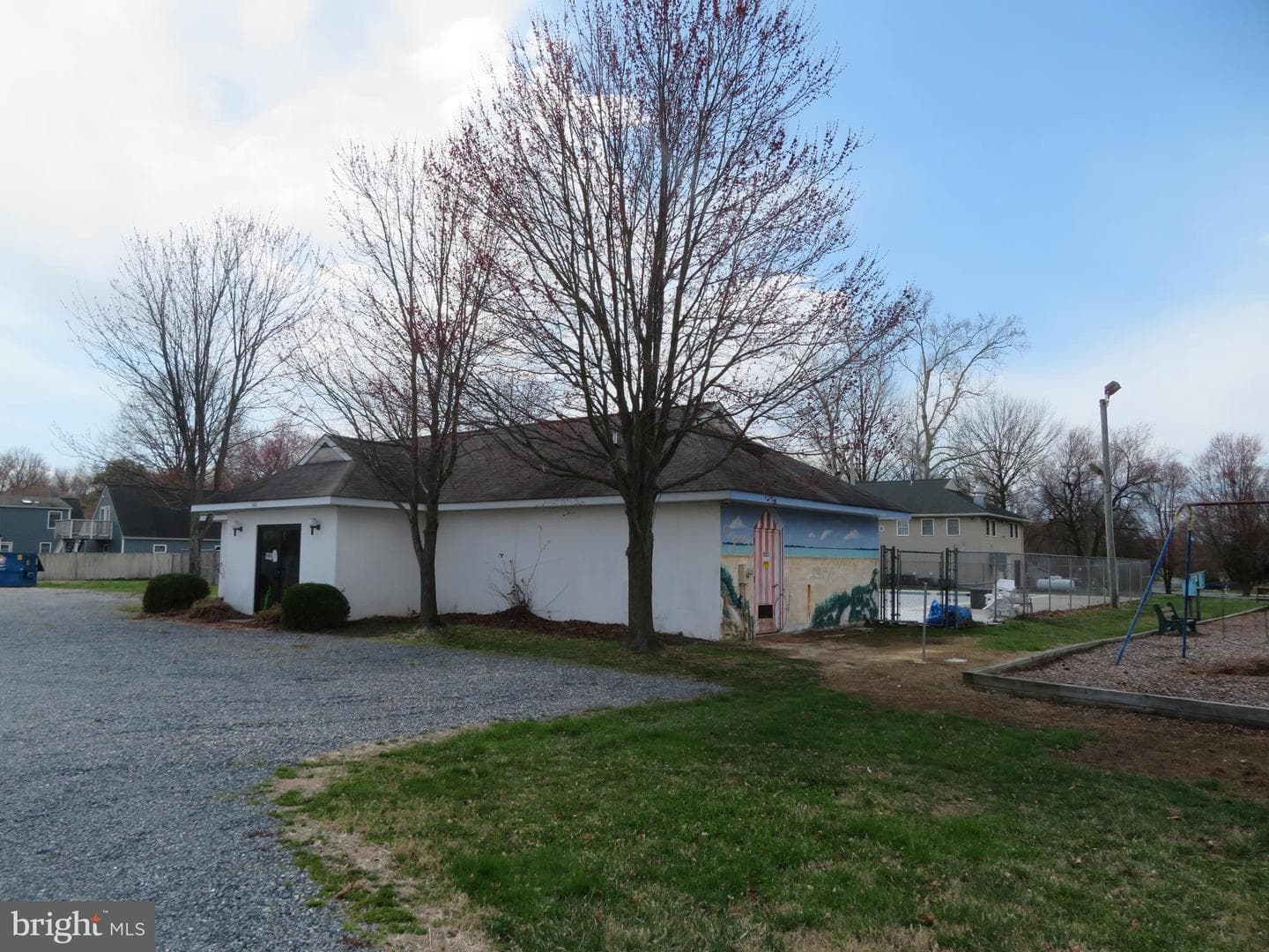 207 Beech Lane photo 45