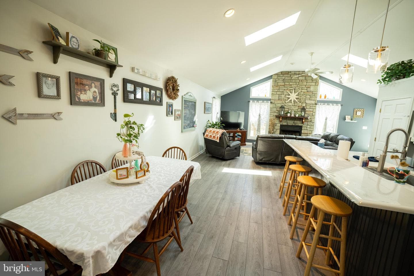 207 Beech Lane photo 7