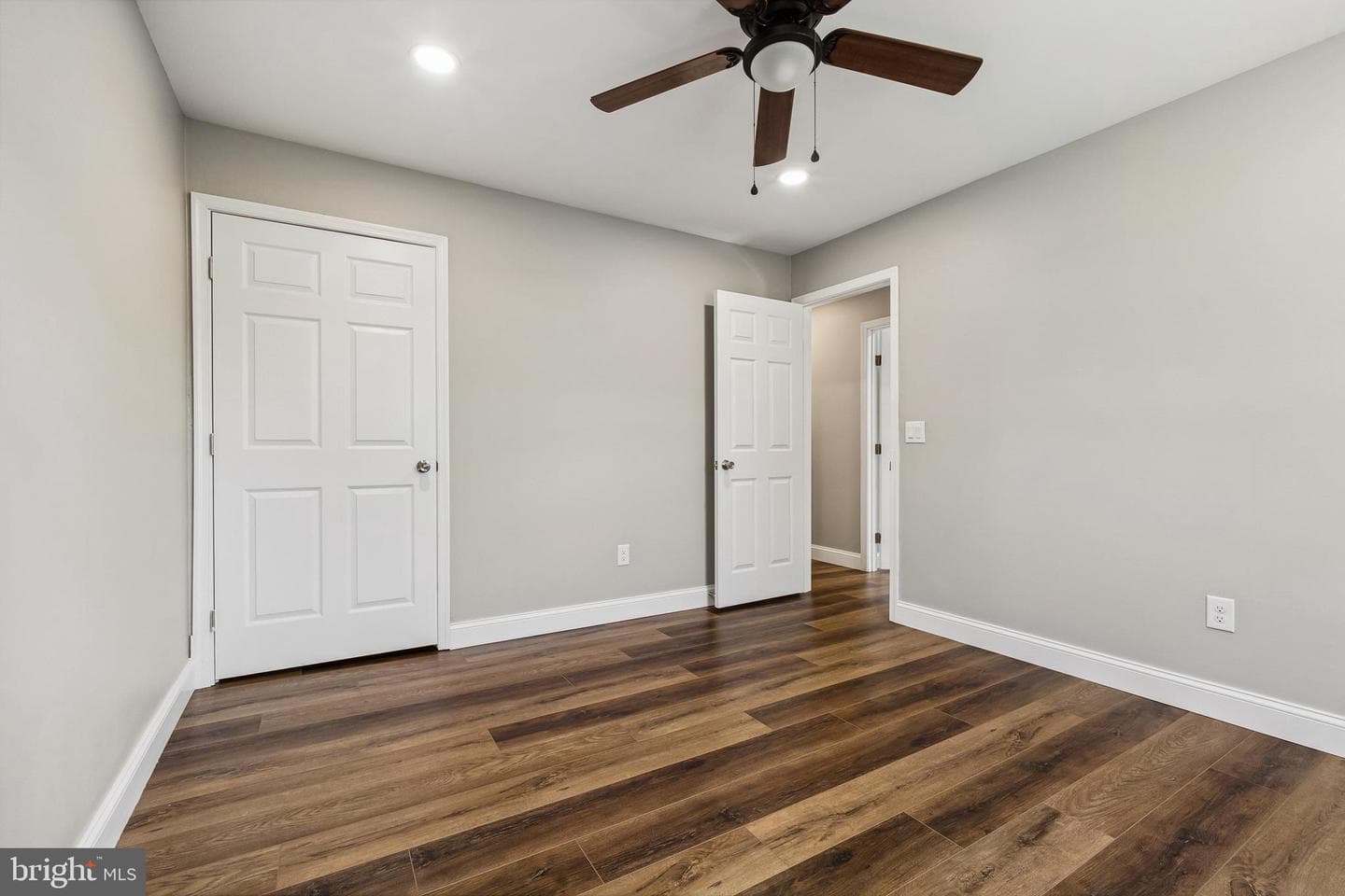 2653 Cox Neck Road photo 18