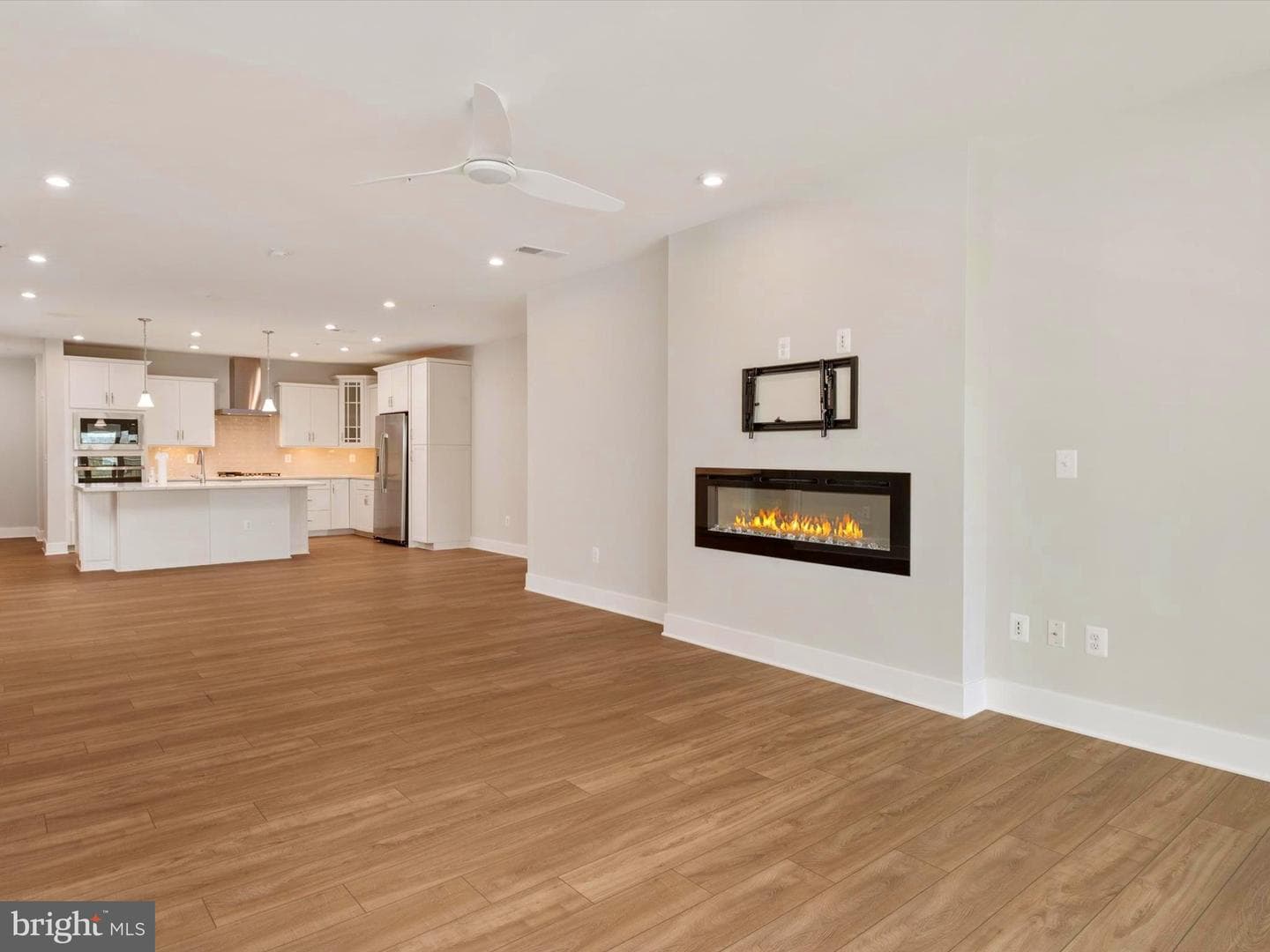 170 Harrier Way #22 photo 21