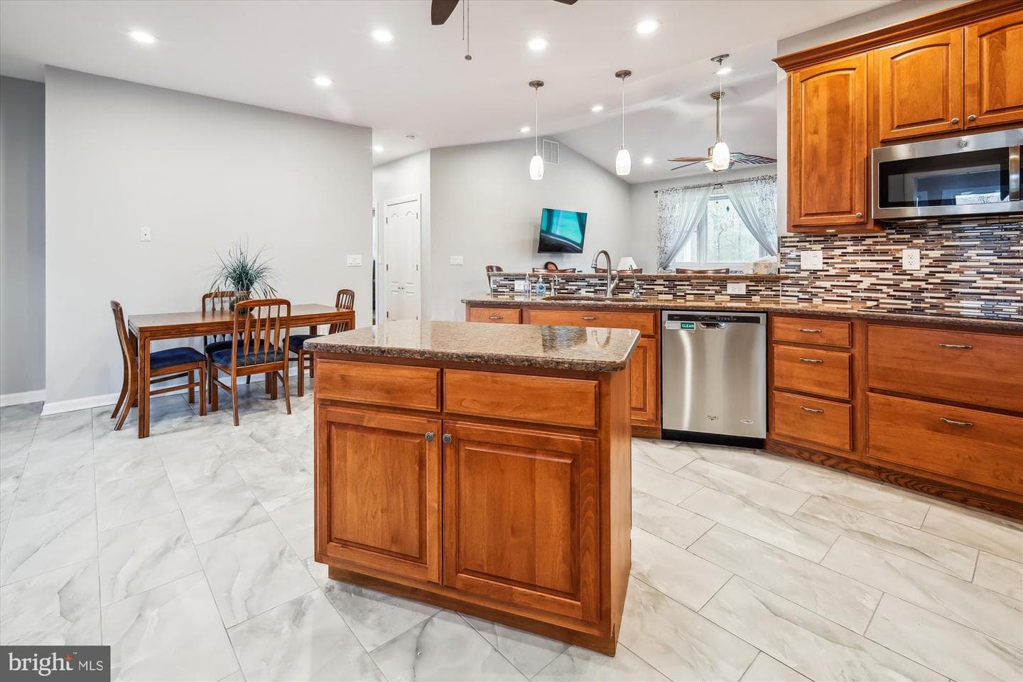 1212 Rabbit Hill Road photo 16
