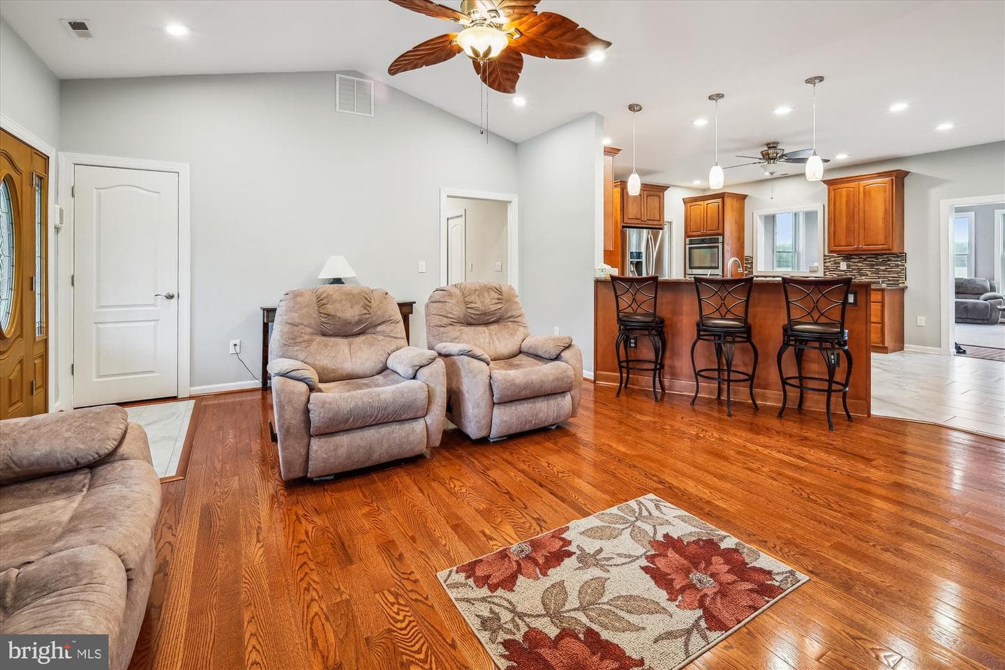1212 Rabbit Hill Road photo 9