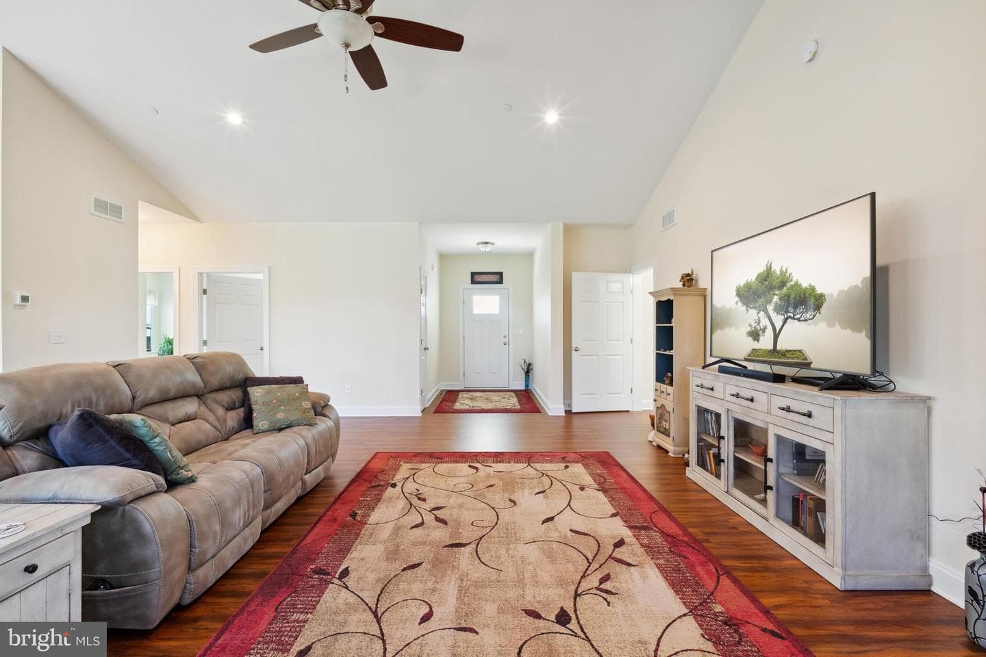 209 Murphy Road photo 10