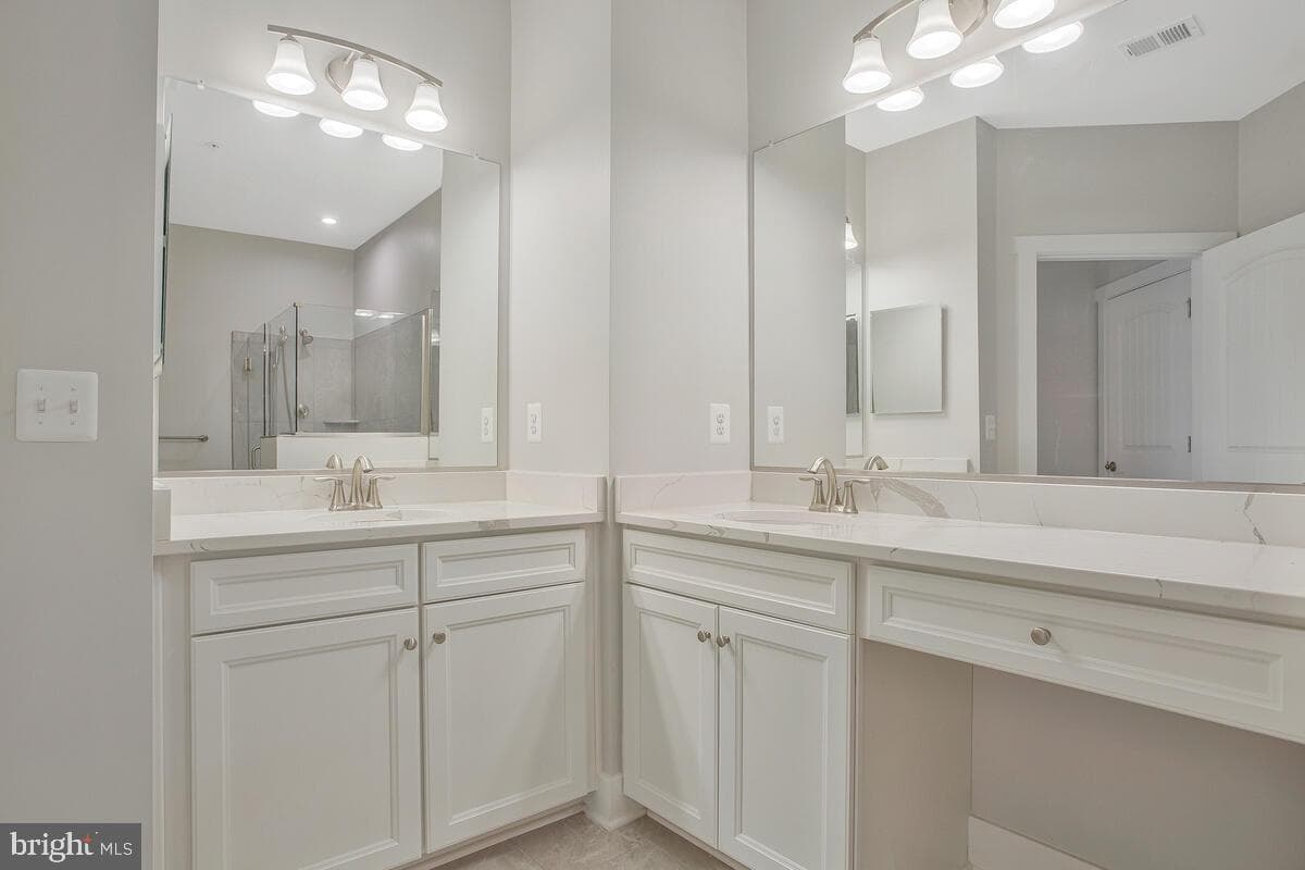 170 Harrier Way #11 photo 36