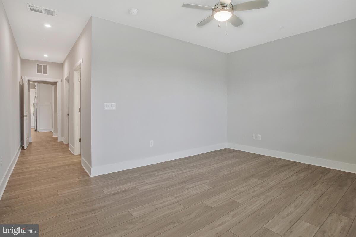 170 Harrier Way #11 photo 37