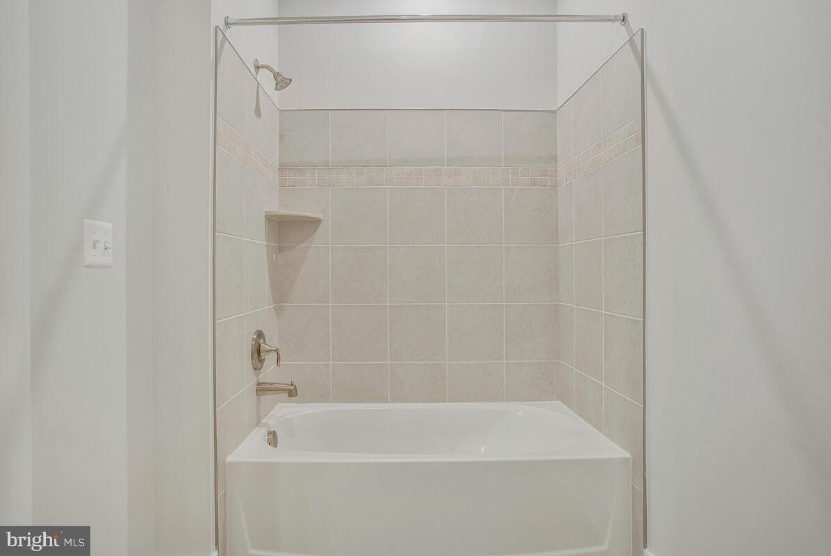 170 Harrier Way #11 photo 41