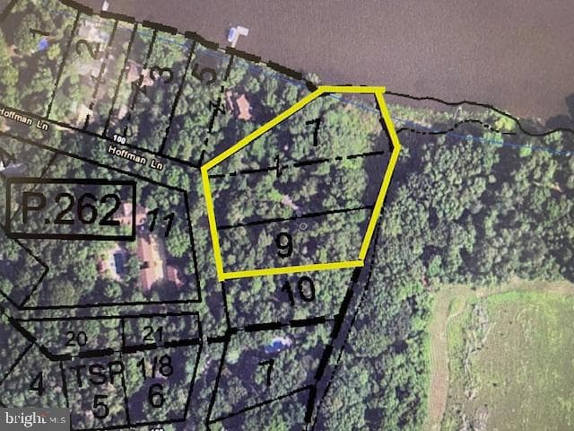 200 Hoffman Lane photo 2