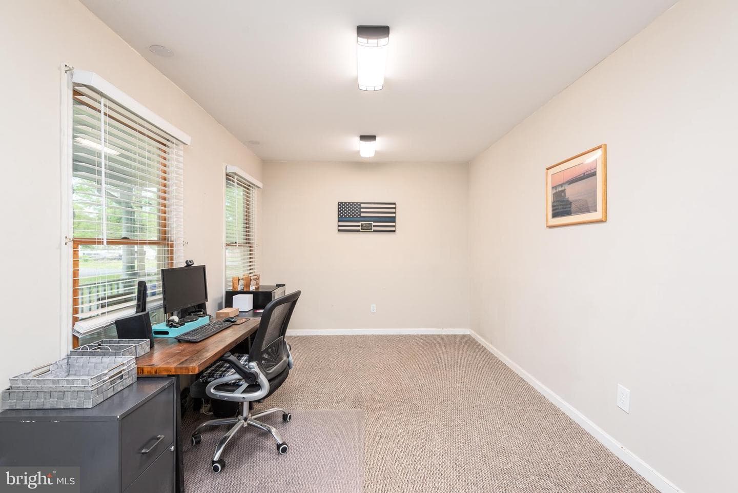 335 Larch Place photo 15