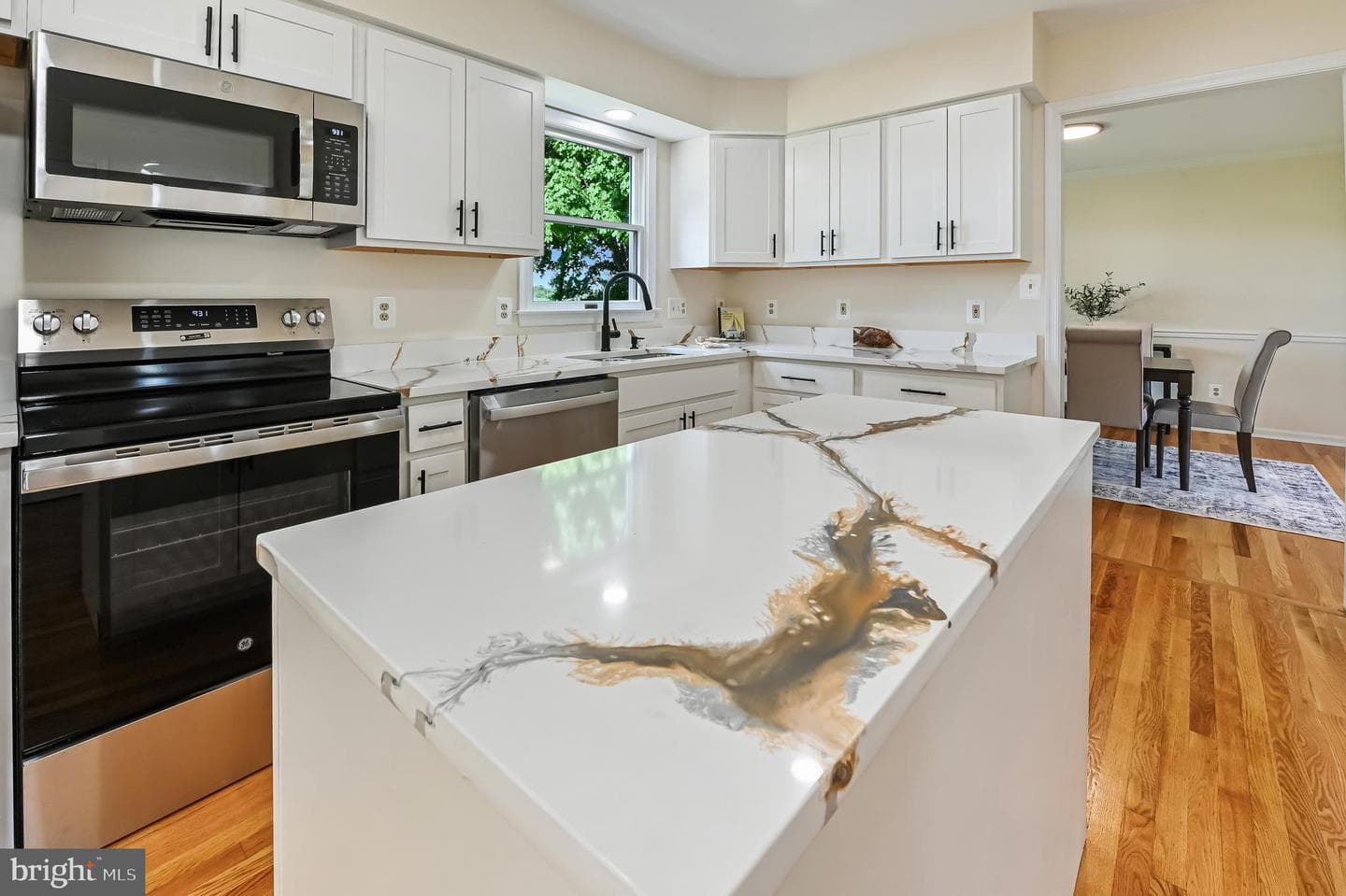 221 Frederick Drive photo 14