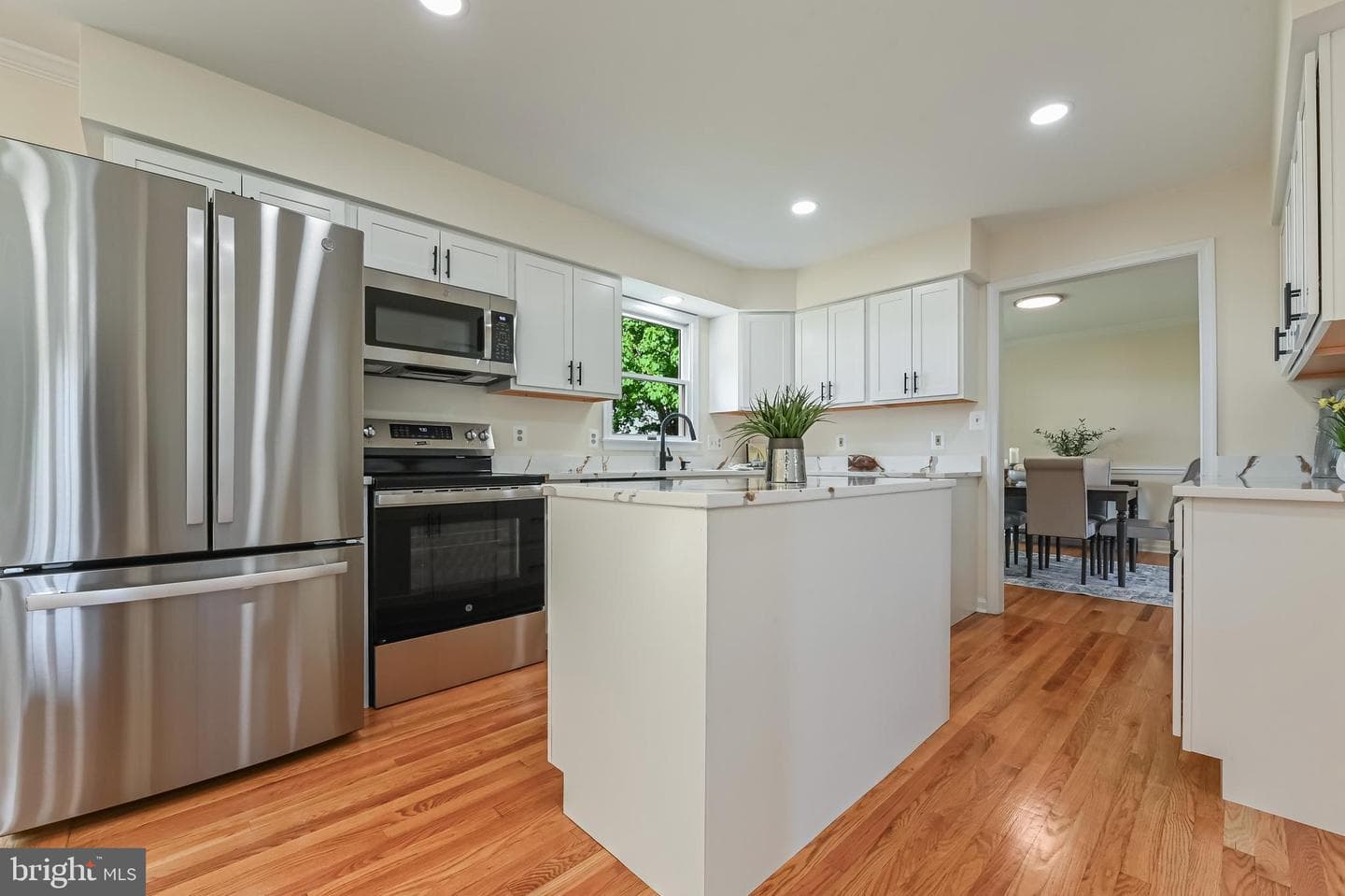 221 Frederick Drive photo 16