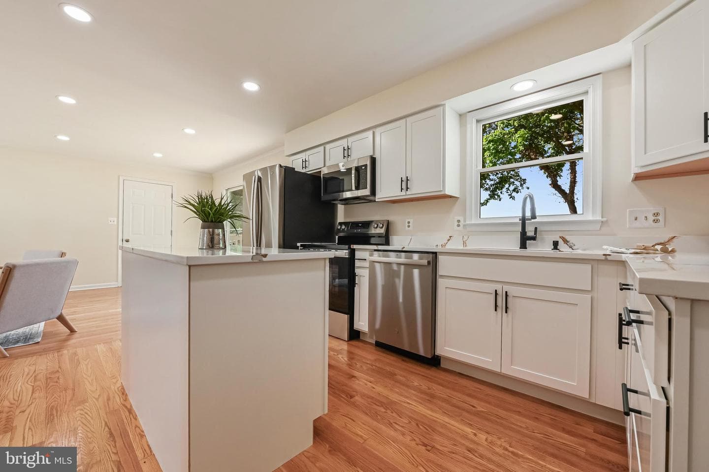 221 Frederick Drive photo 17