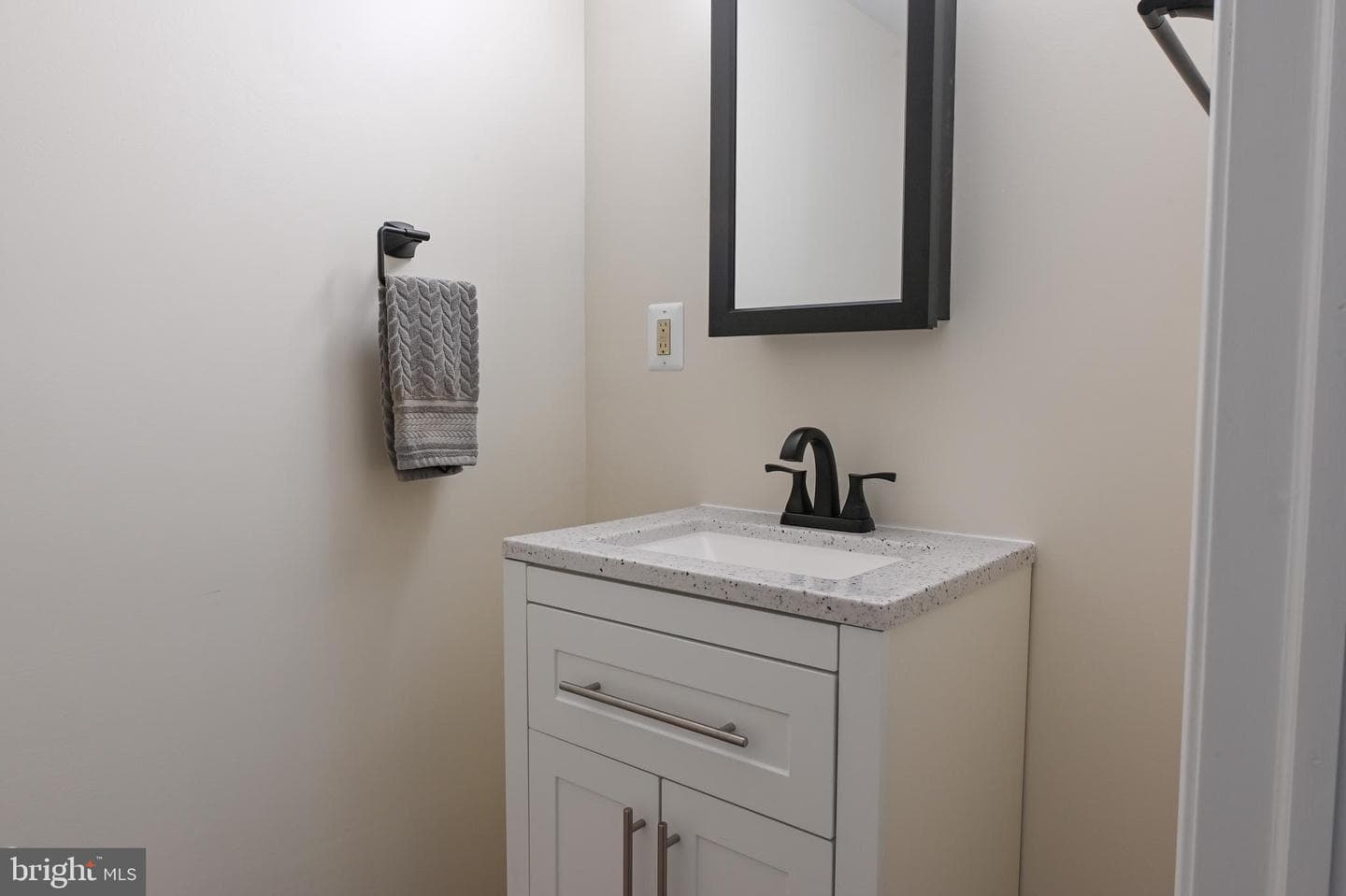 221 Frederick Drive photo 20