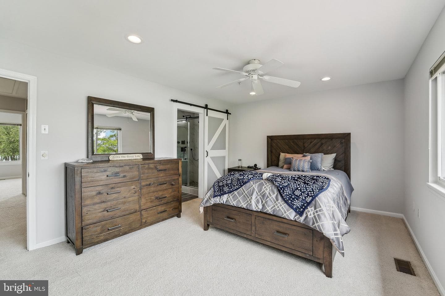49 Queen Guinevere Way photo 21