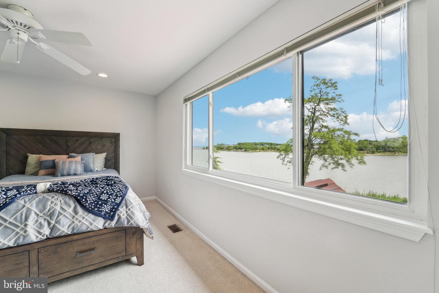 49 Queen Guinevere Way photo 23