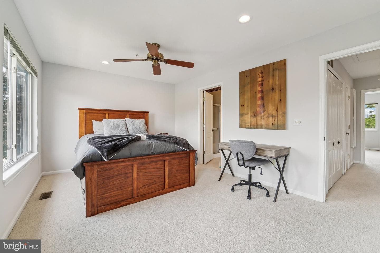 49 Queen Guinevere Way photo 26