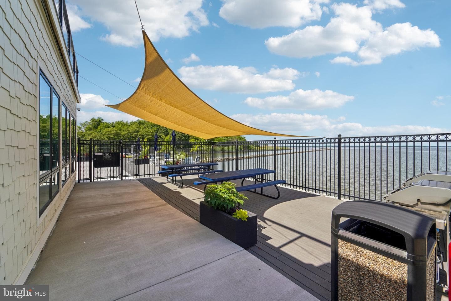 49 Queen Guinevere Way photo 57