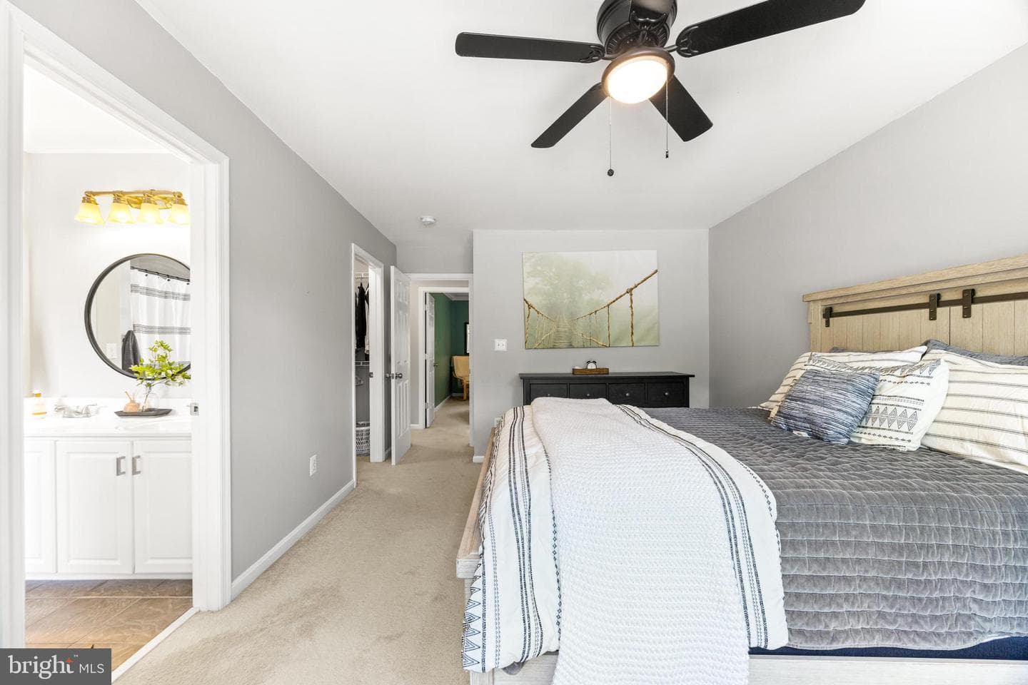 412 Hanna Court photo 25