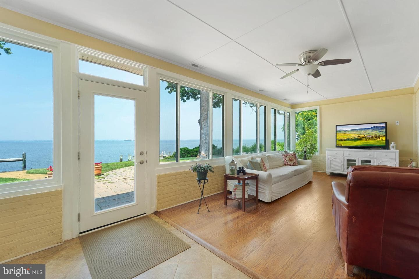 204 Queen Anne Club Drive photo 16