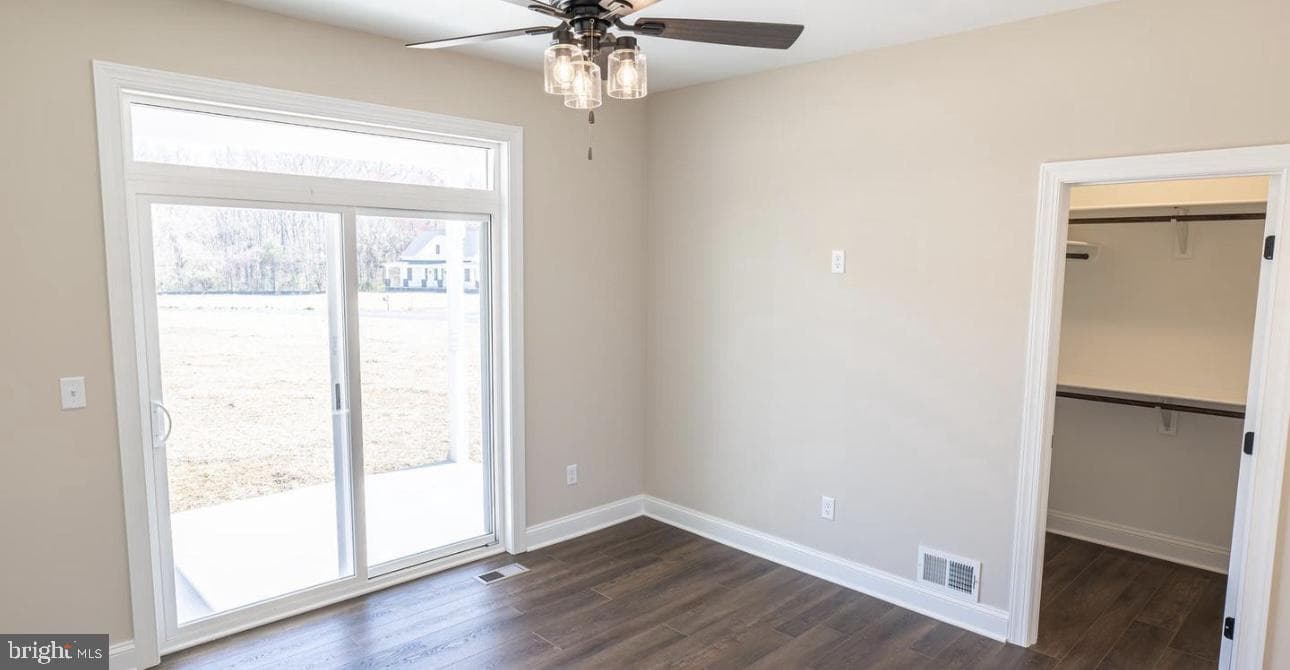 129 Thicket Court photo 11