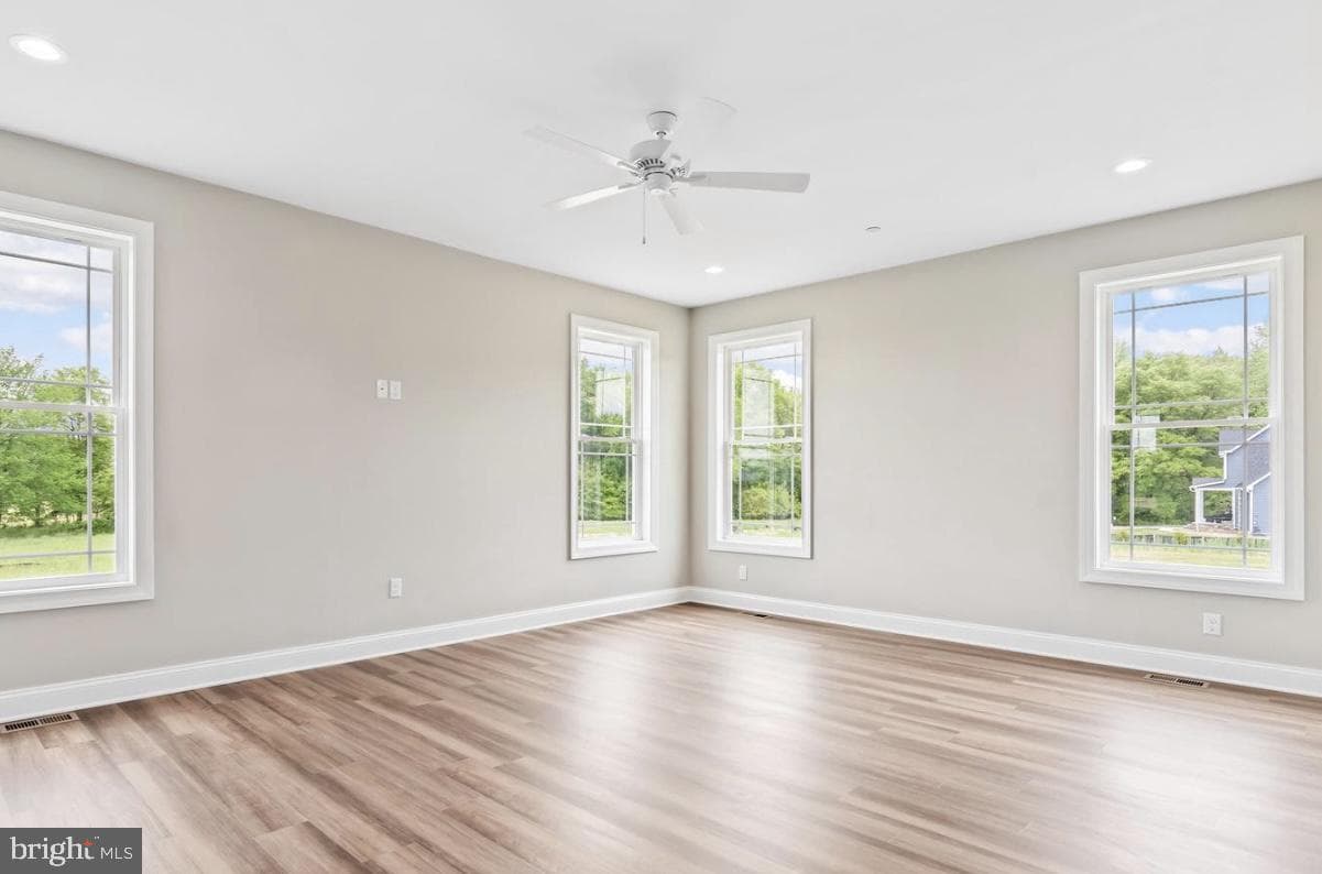 107 Thicket Court photo 22