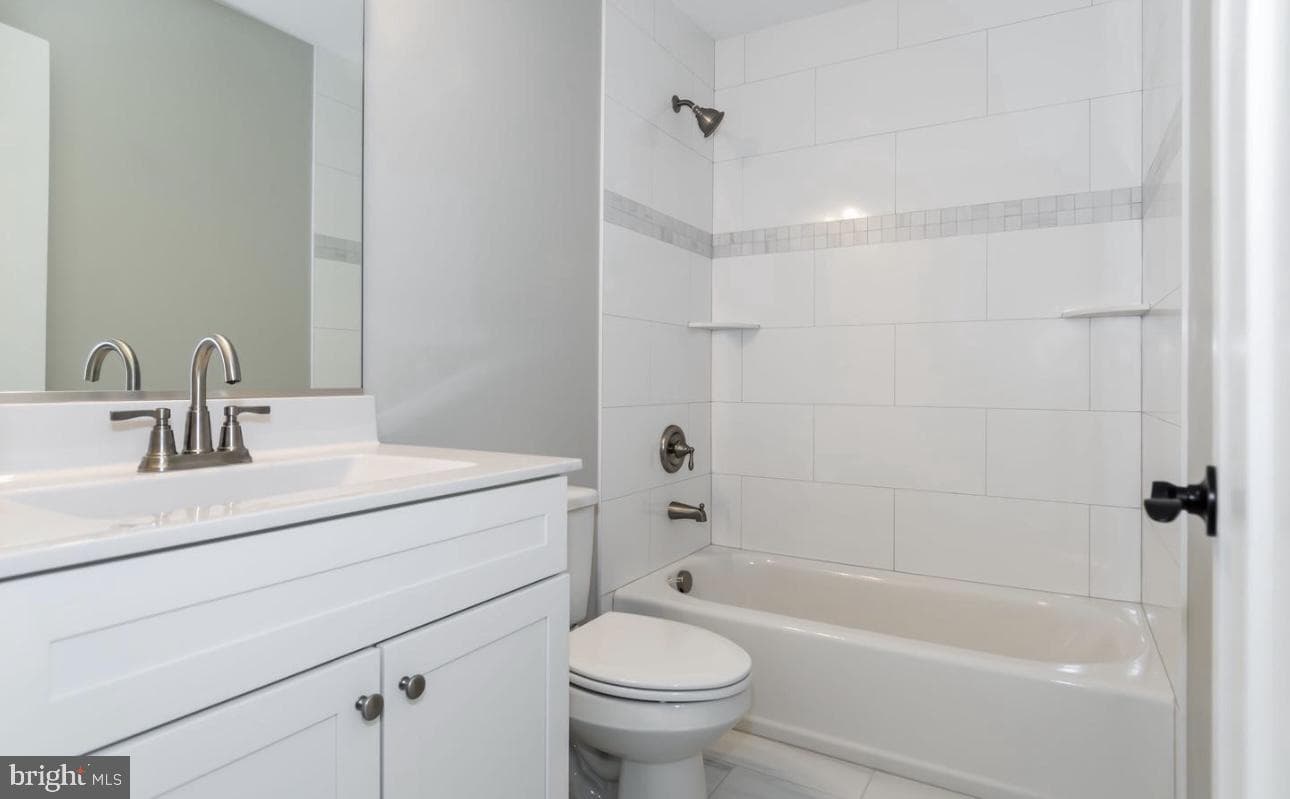 107 Thicket Court photo 25