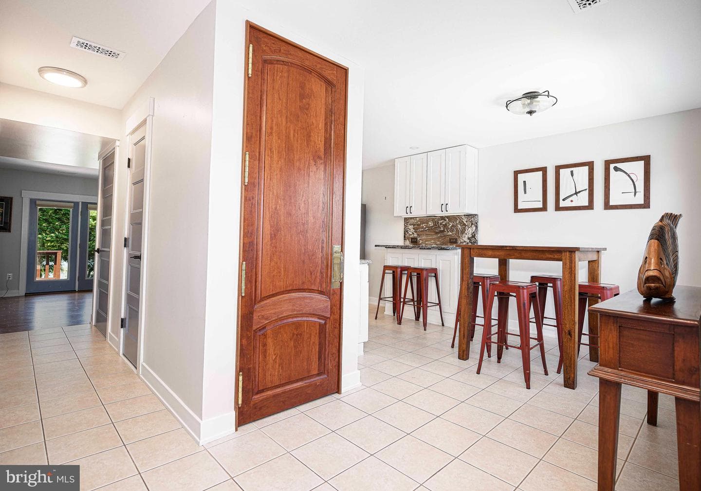 1103 Marion Quimby Drive photo 2