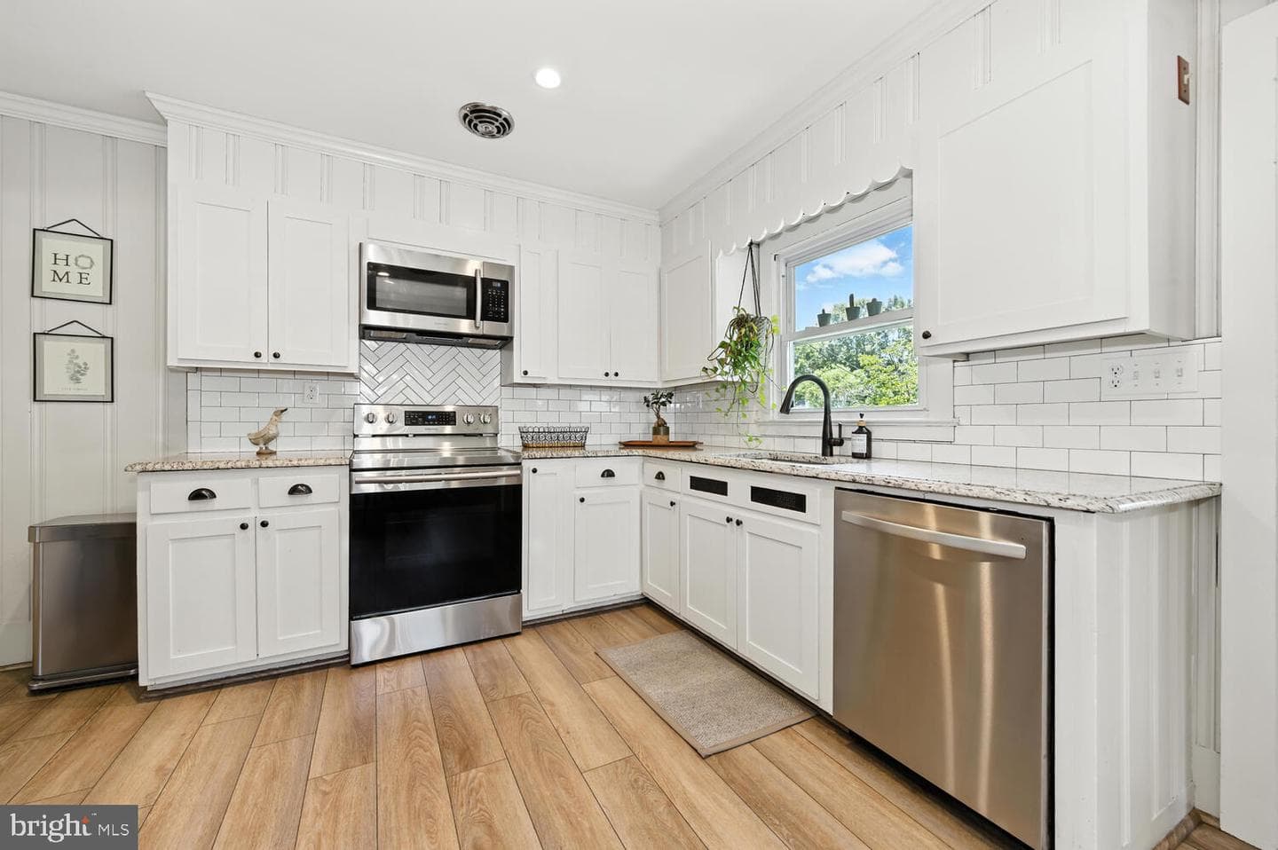 332 Holly Street photo 14