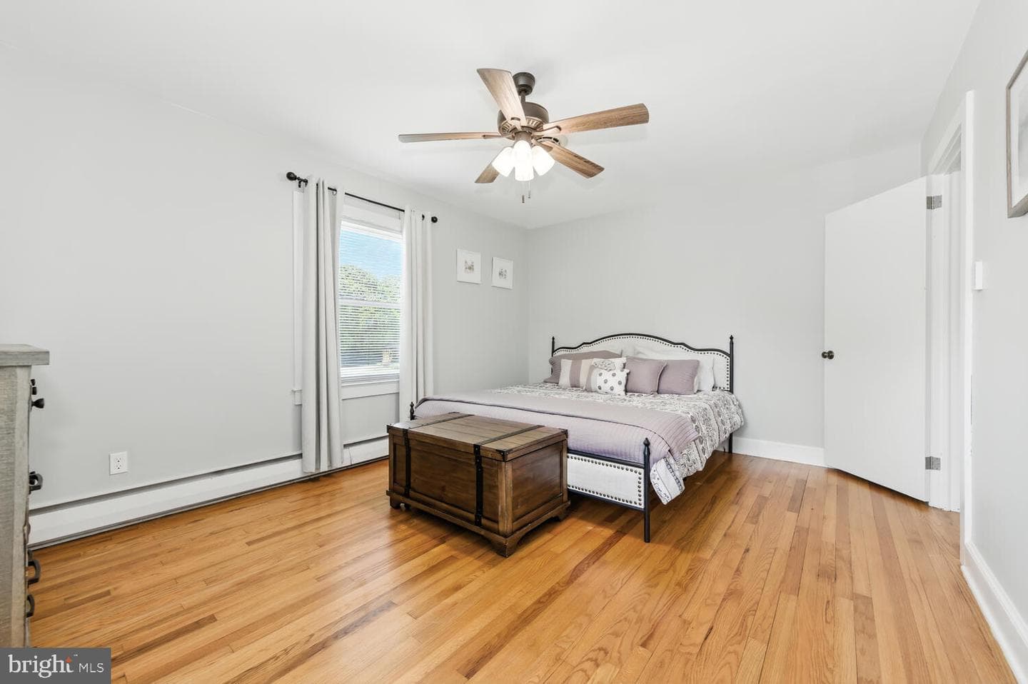 332 Holly Street photo 25