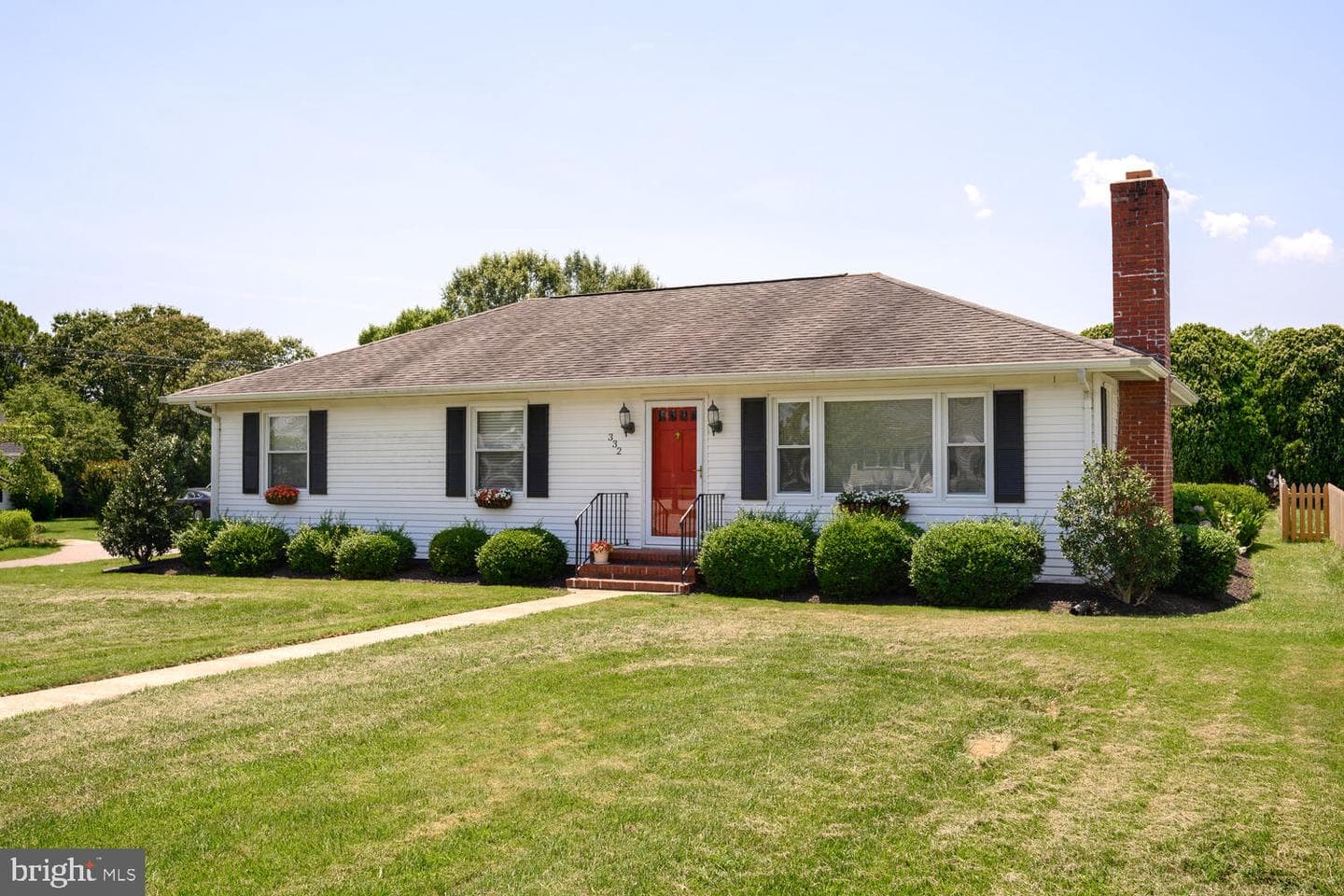 332 Holly Street photo 3