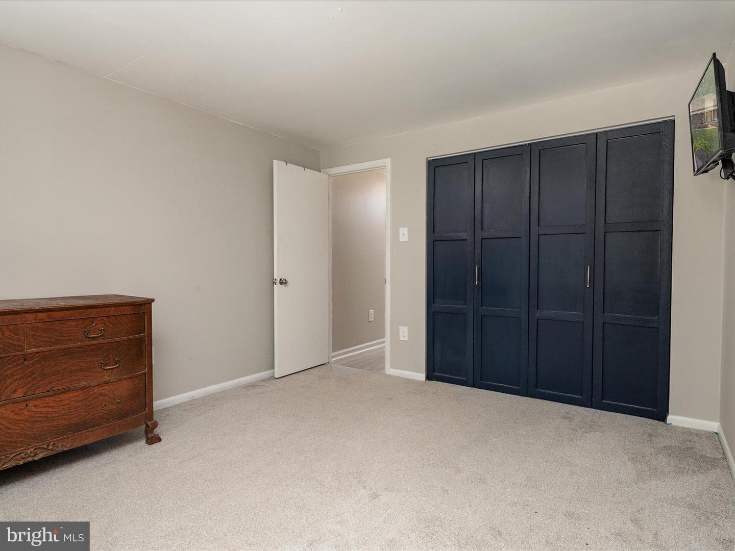 312 William Way photo 11