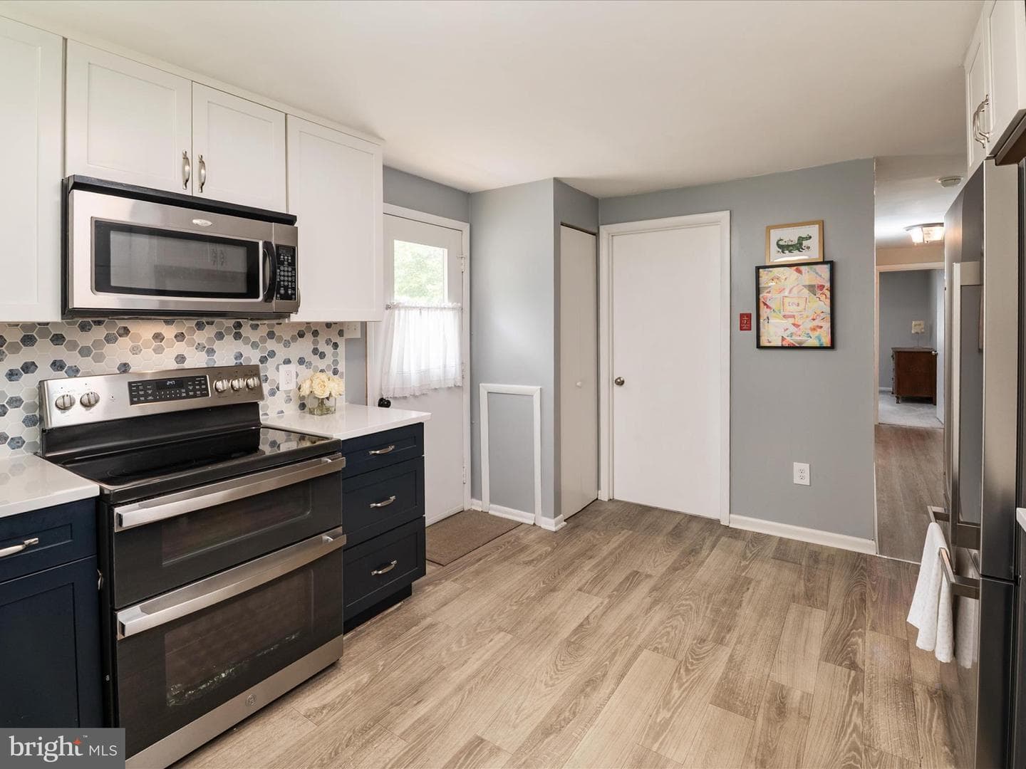 312 William Way photo 7