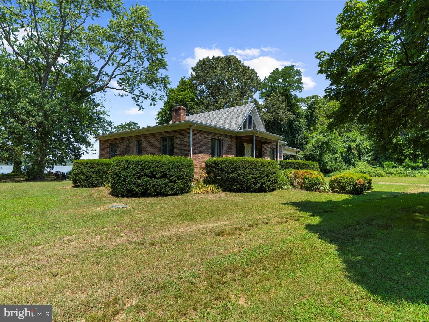 209 Rivershore Road photo 7