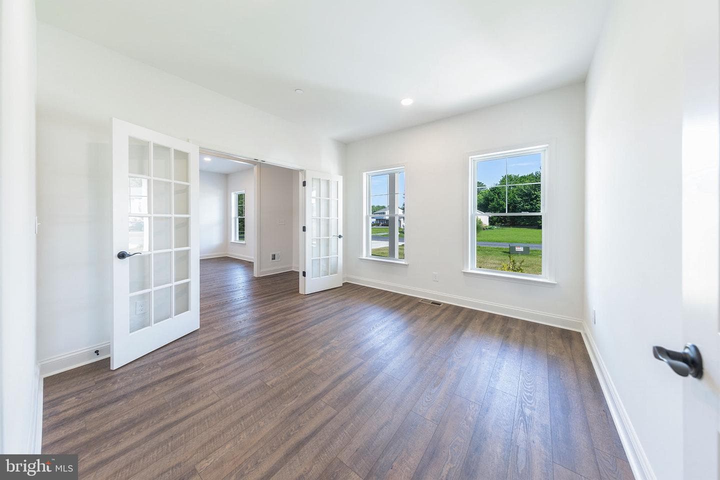 305 N Lake photo 16