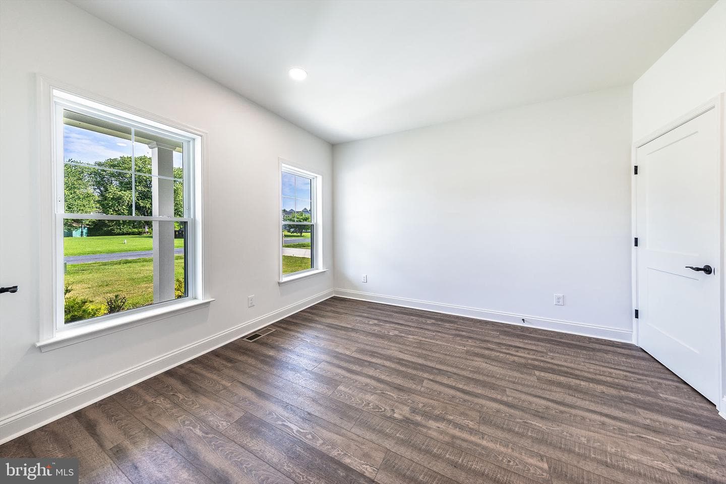 305 N Lake photo 18