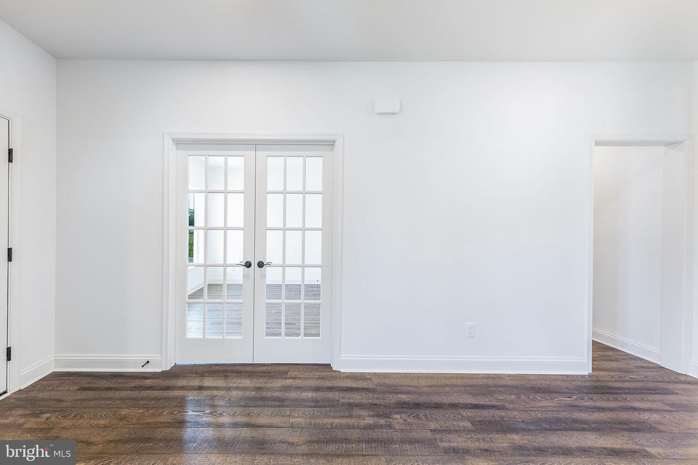 305 N Lake photo 19