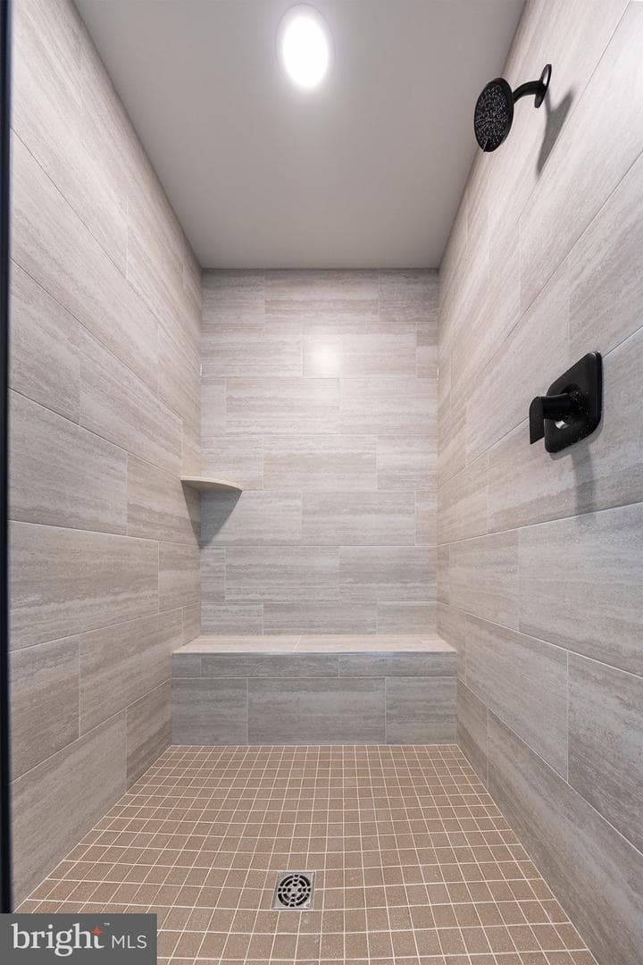 305 N Lake photo 23